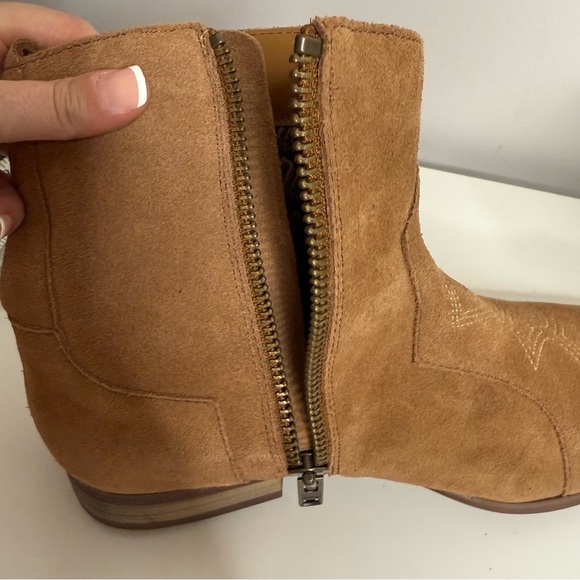 Dingo Men’s Tan Brooks Embroidered Round Toe Zip Up Boots Ankle - 10.5 - Picture 8 of 12